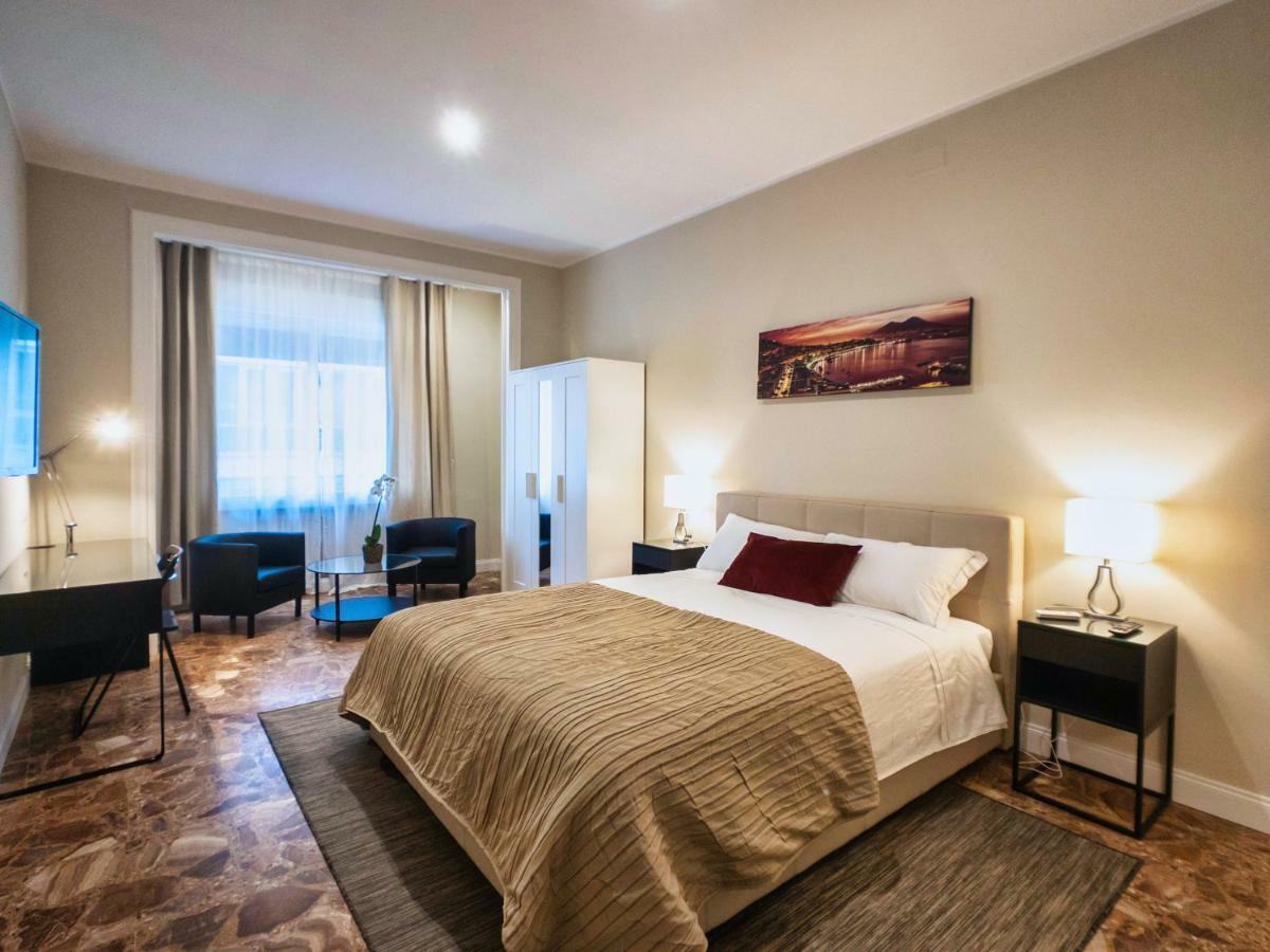 Silia House Napoli Centro Hotel Ngoại thất bức ảnh