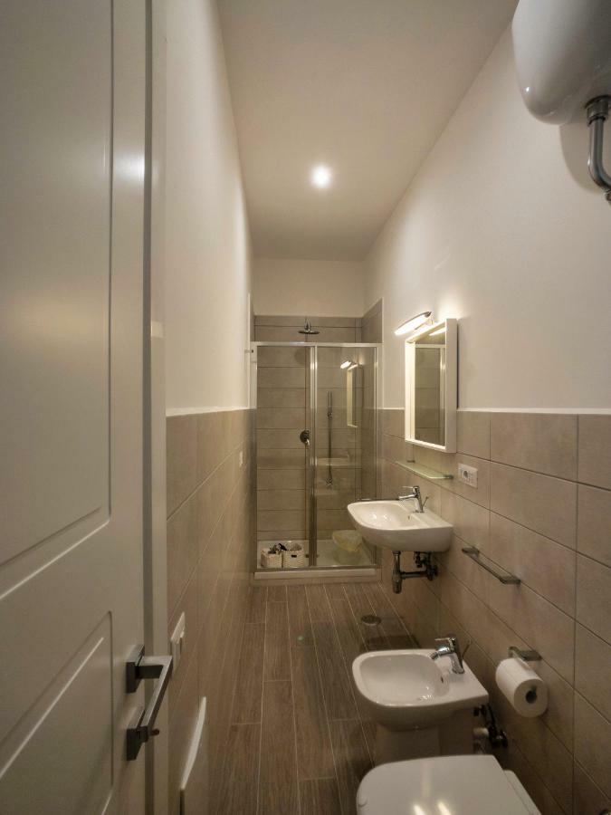 Silia House Napoli Centro Hotel Ngoại thất bức ảnh